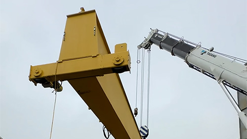 Heavy-Duty Rigging For 40-Ton Crane Bridge